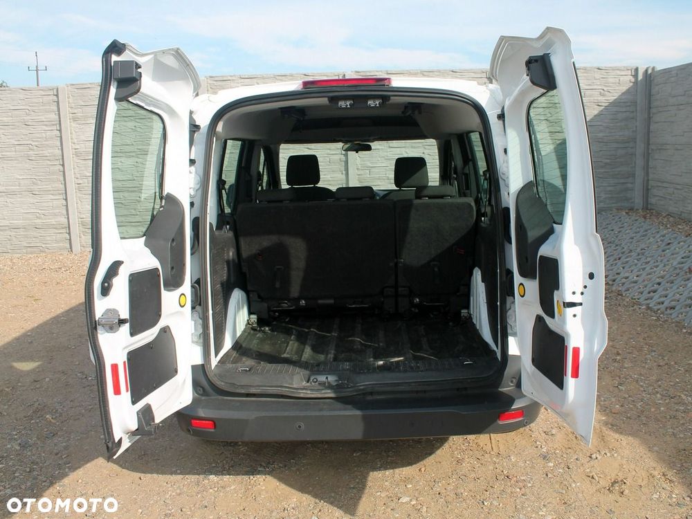 Ford Tourneo Connect - 28