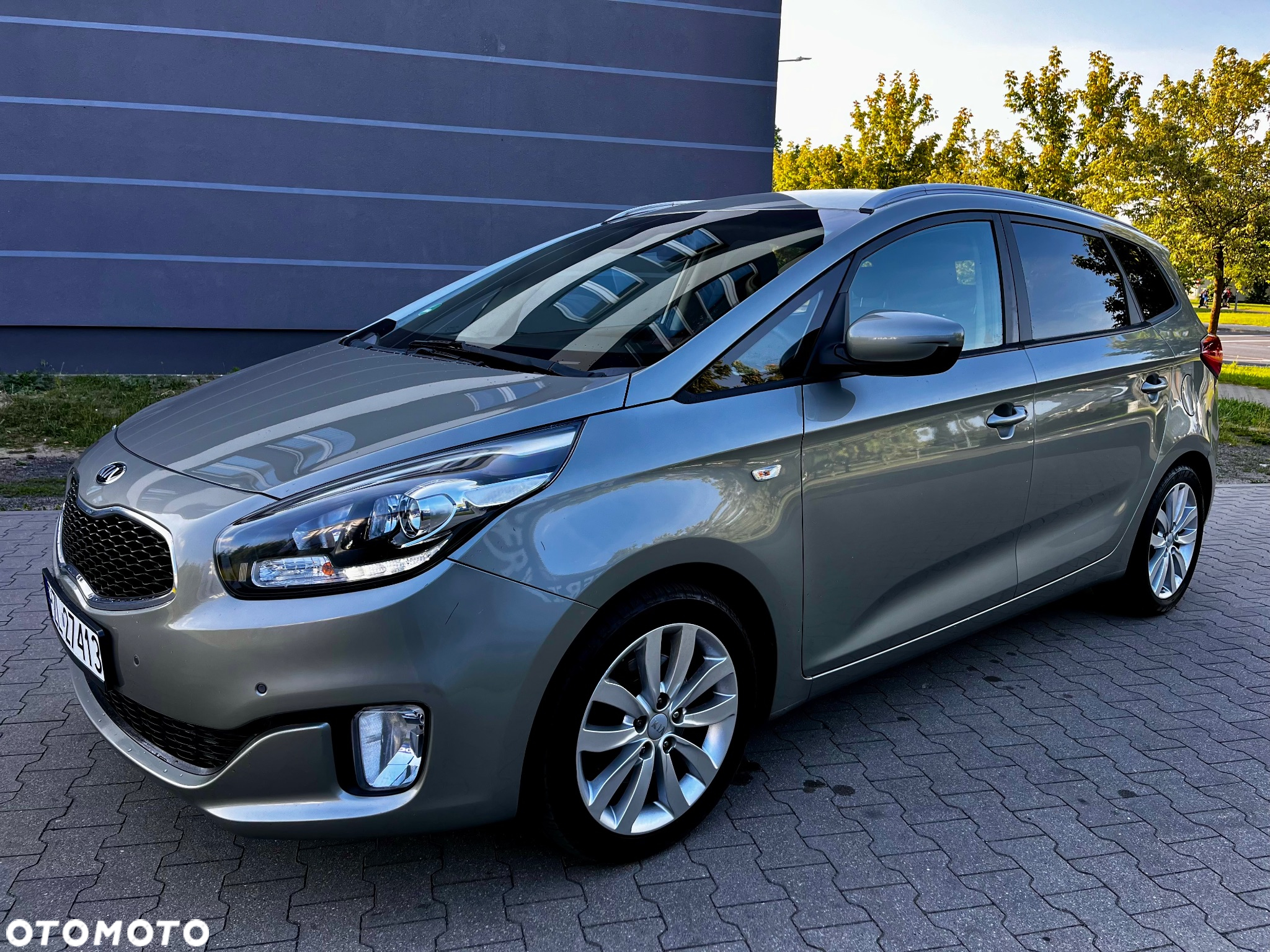Kia Carens 1.7 CRDi L - 3