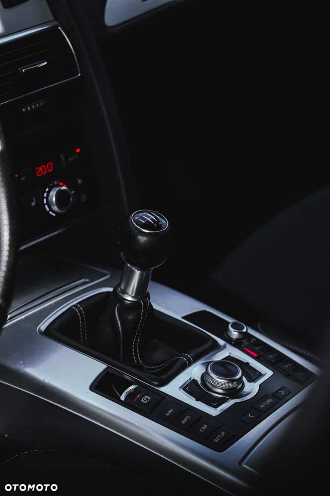 Audi A6 - 12