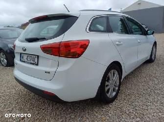 Kia Ceed 1.6 CRDi 128 Dream-Team Edition - 3