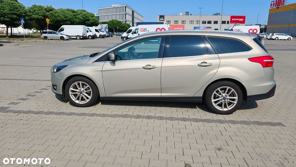 Ford Focus 1.5 EcoBoost SYNC Edition ASS - 2