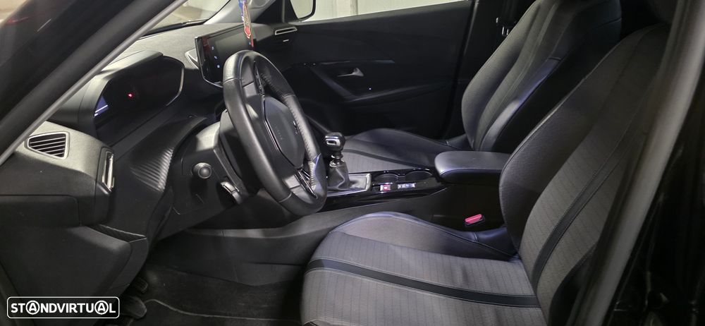 Peugeot 2008 - 6