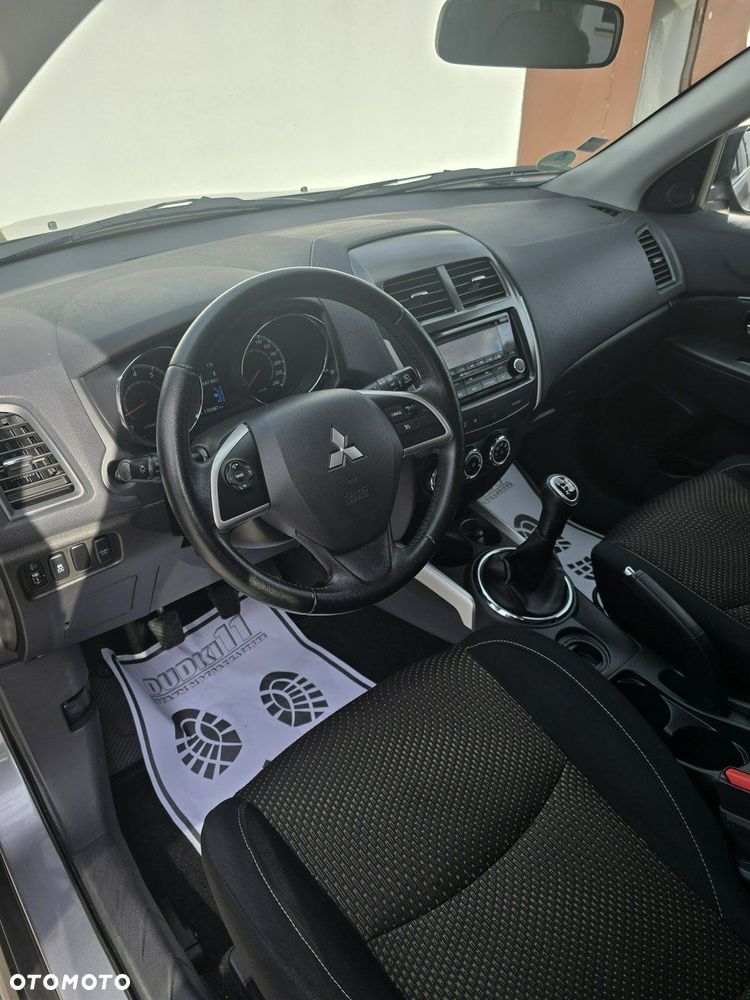 Mitsubishi ASX - 16
