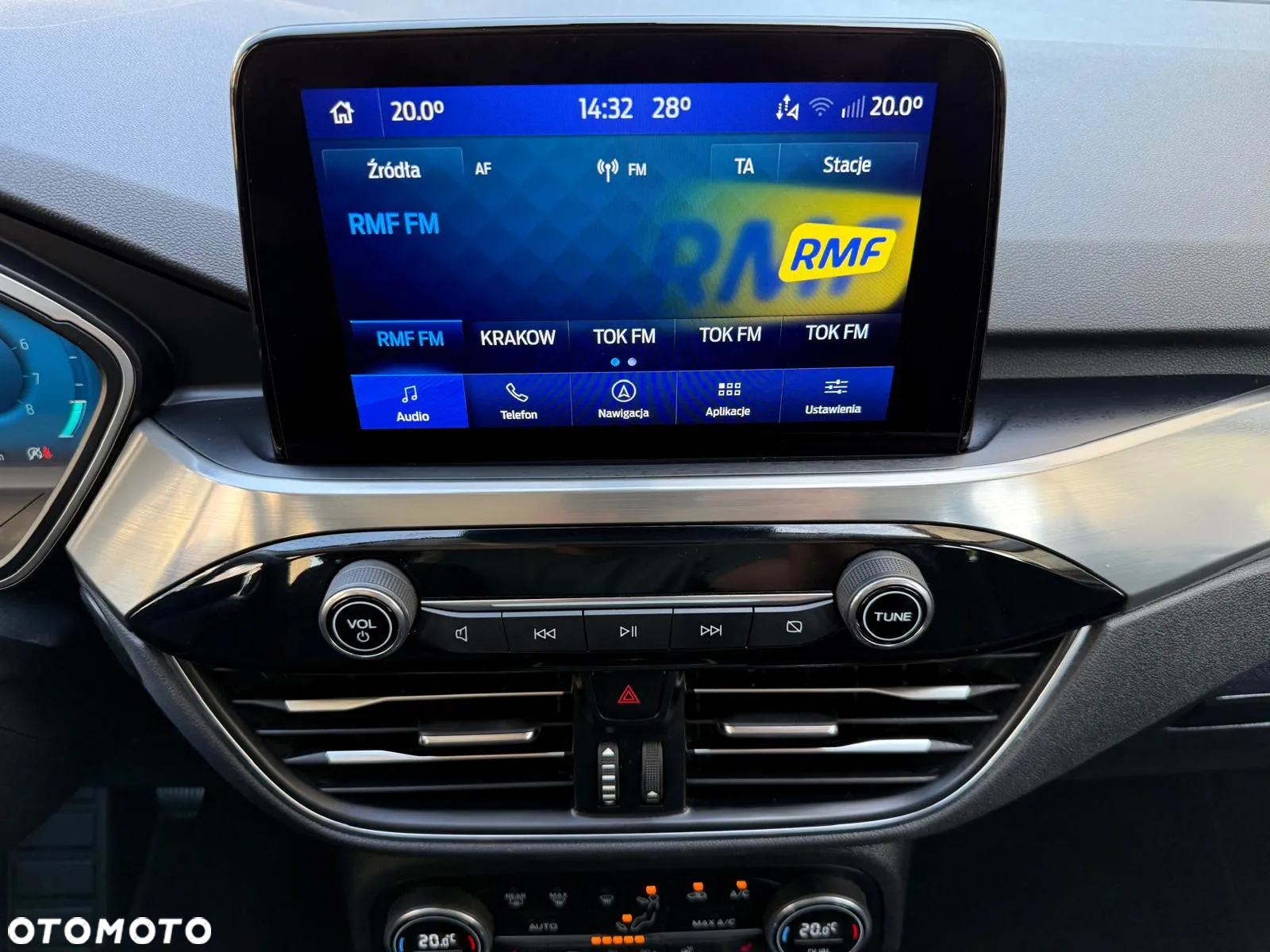 Ford Kuga 1.5 EcoBoost FWD Titanium - 24