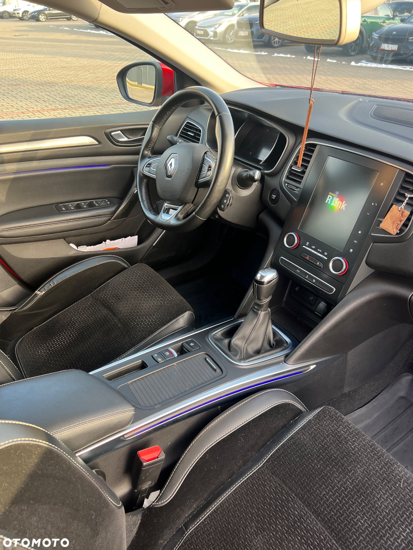 Renault Megane 1.5 Blue dCi Intens - 8