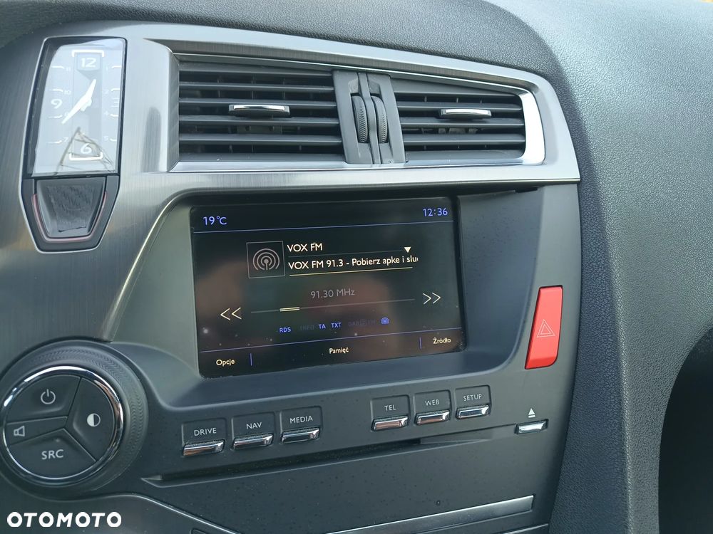 DS Automobiles DS 5 - 12