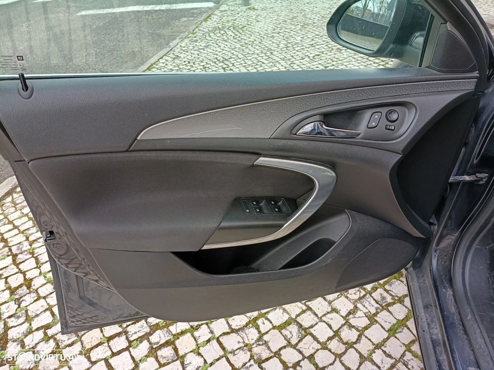 Opel Insignia Sports Tourer 2.0 CDTi Executive S/S - 14