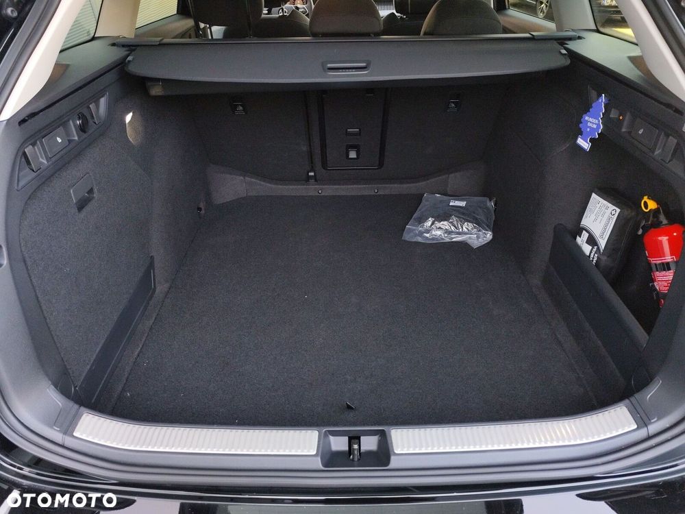 Skoda Superb 1.5 TSI mHEV Selection DSG - 18