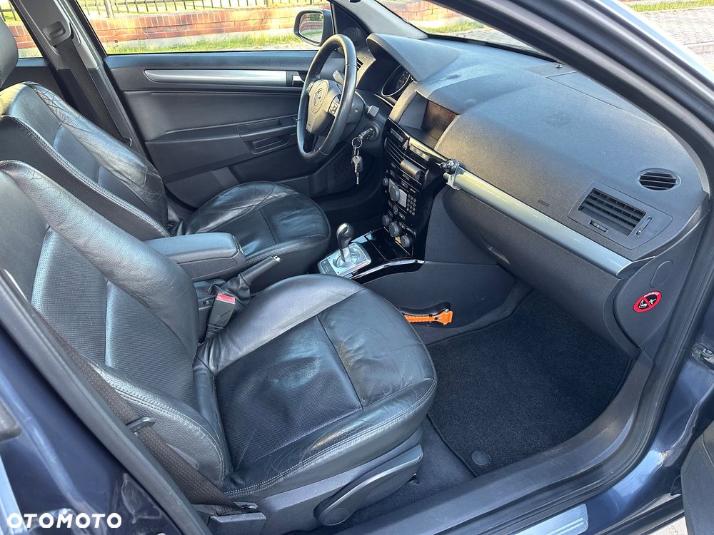 Opel Astra 1.6 Essentia EasyTronic - 32