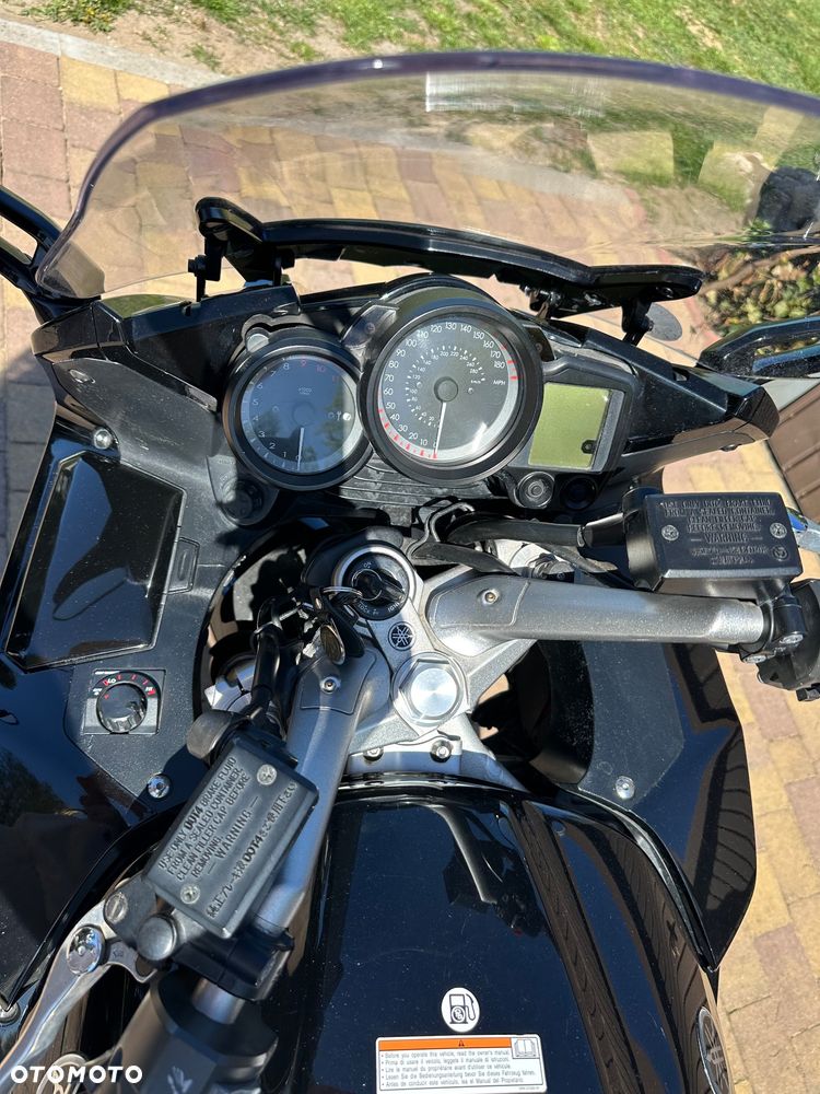 Yamaha FJR - 9