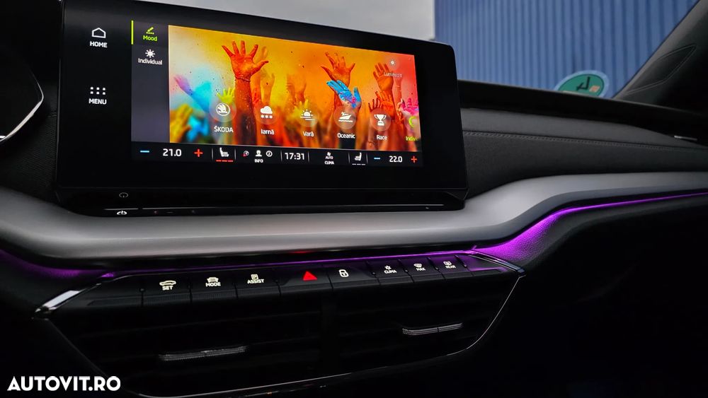 Skoda Octavia Combi 2.0 TDI DSG Tour - 18