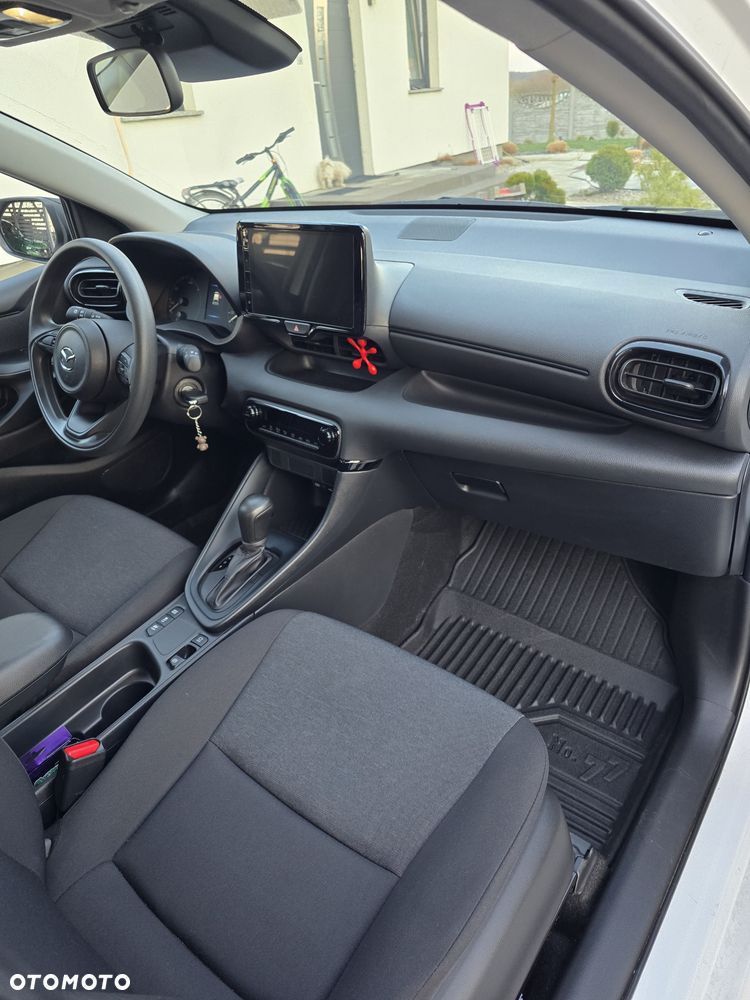 Mazda 2 Hybrid 1.5 VVT-i 116 CVT SELECT - 23