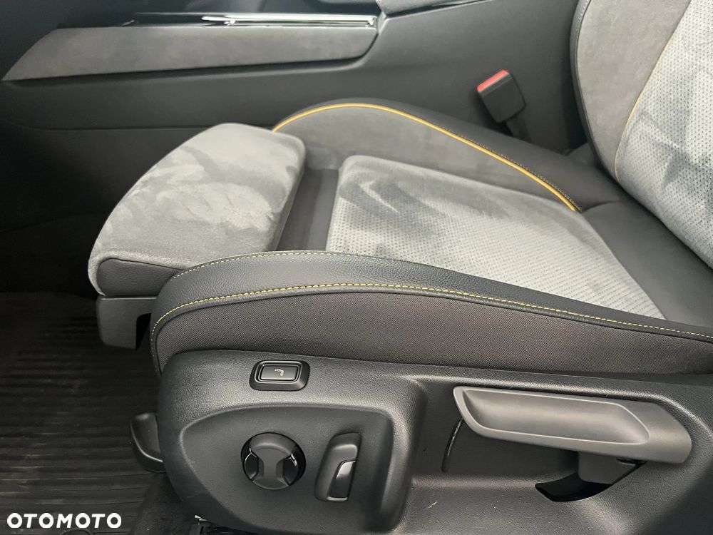 Skoda Superb 2.0 TDI SCR 4x4 Edition 130 DSG - 17