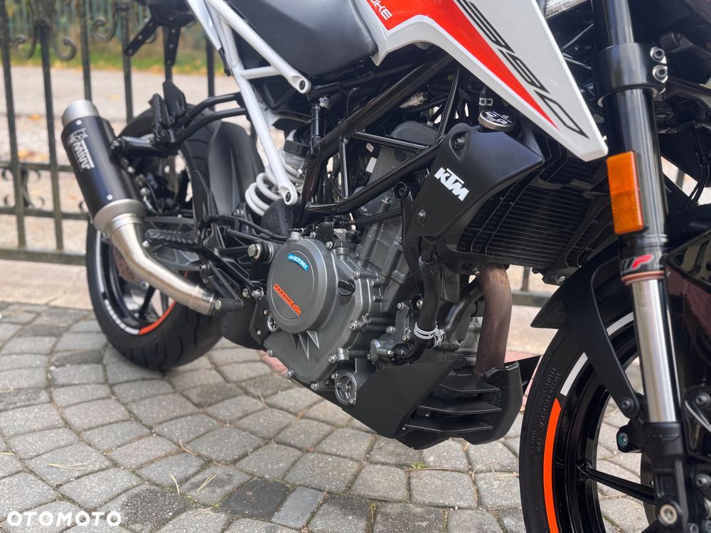 KTM Duke - 12