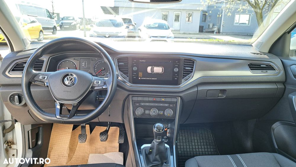 Volkswagen T-Roc 1.5 TSI Design - 10