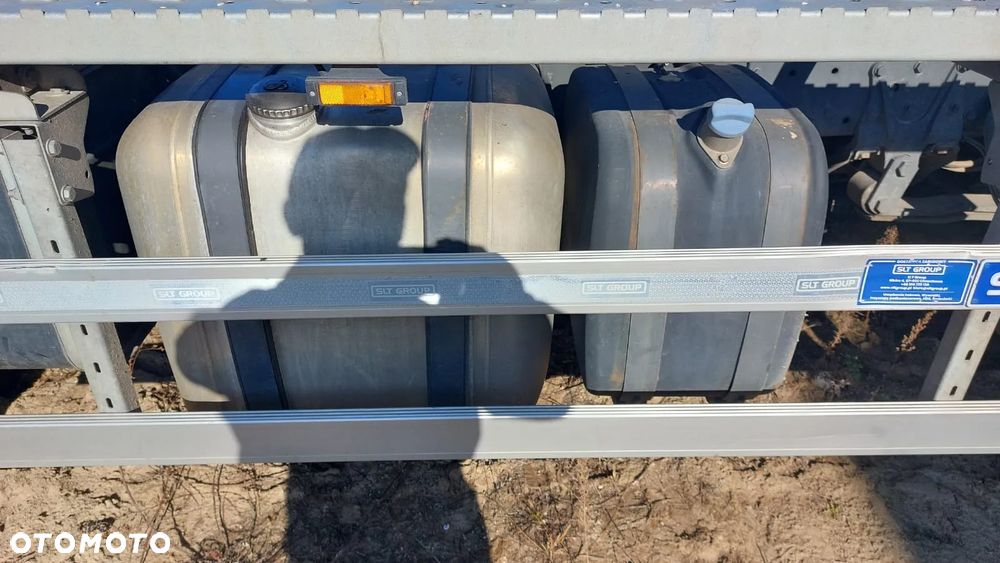 Mercedes-Benz AXOR 1833 - 22