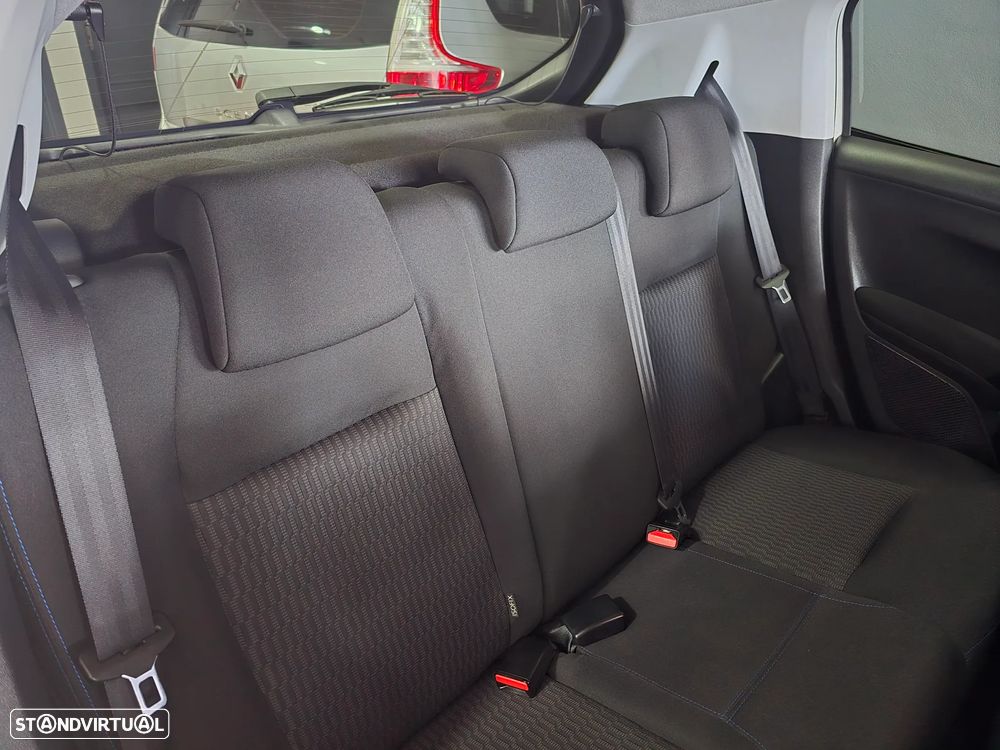 Peugeot 208 1.6 BlueHDi Style - 9