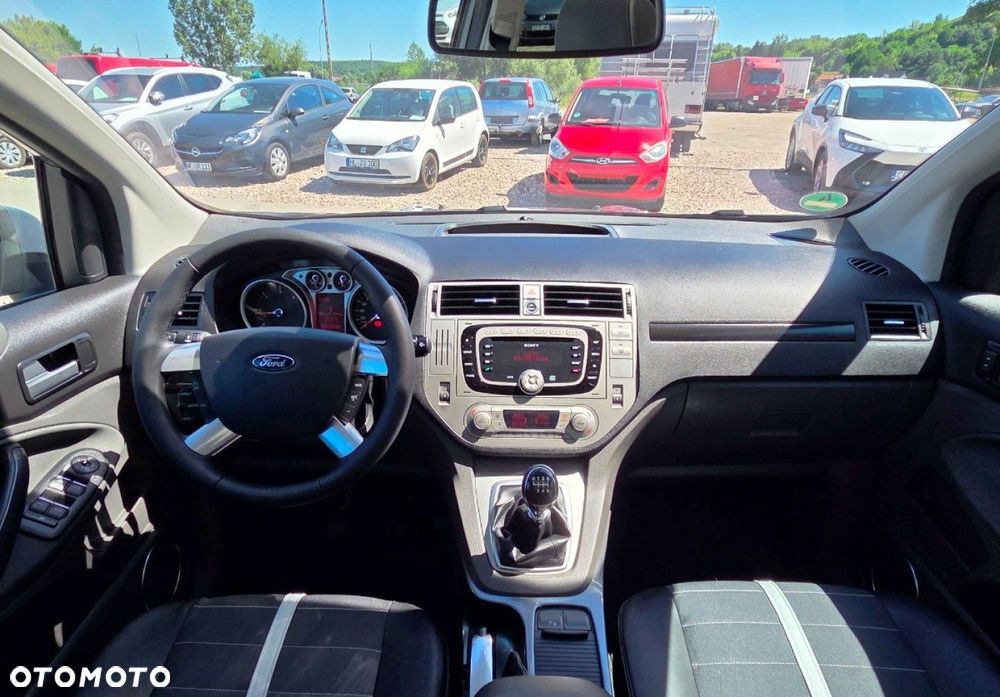 Ford Kuga - 7