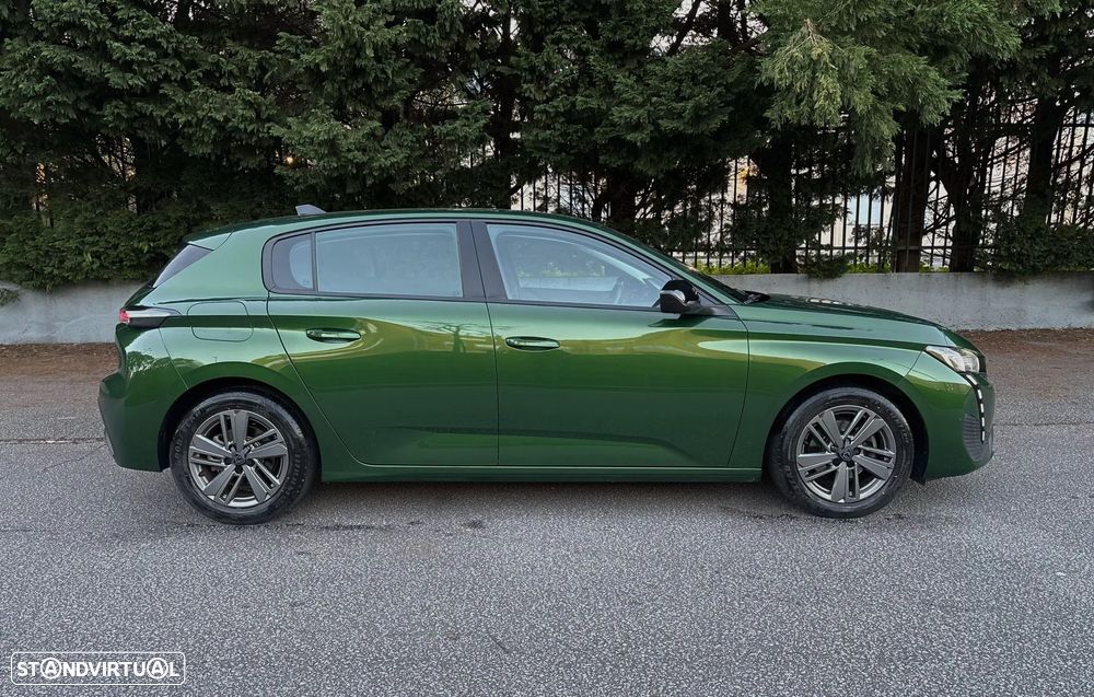 Peugeot 308 1.2 PureTech Active J17 - 27