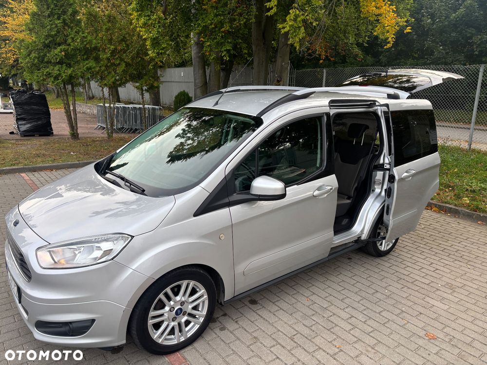 Ford Tourneo Courier 1.5 TDCi Titanium - 20
