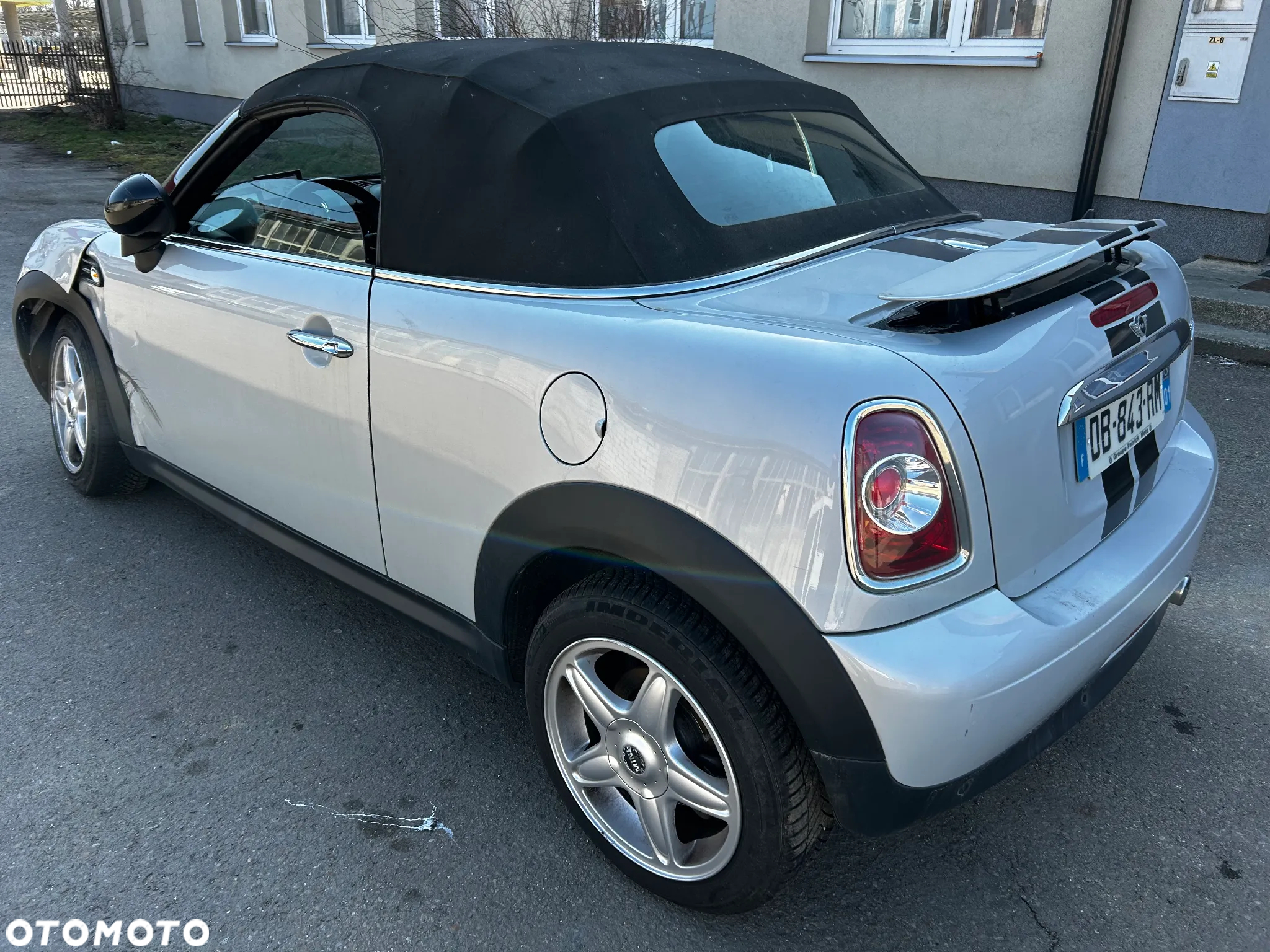 MINI Cooper Cabrio - 7