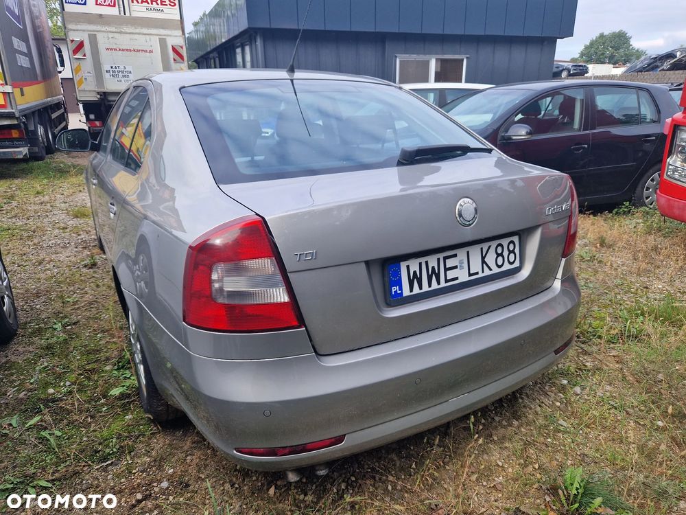 Skoda Octavia - 4
