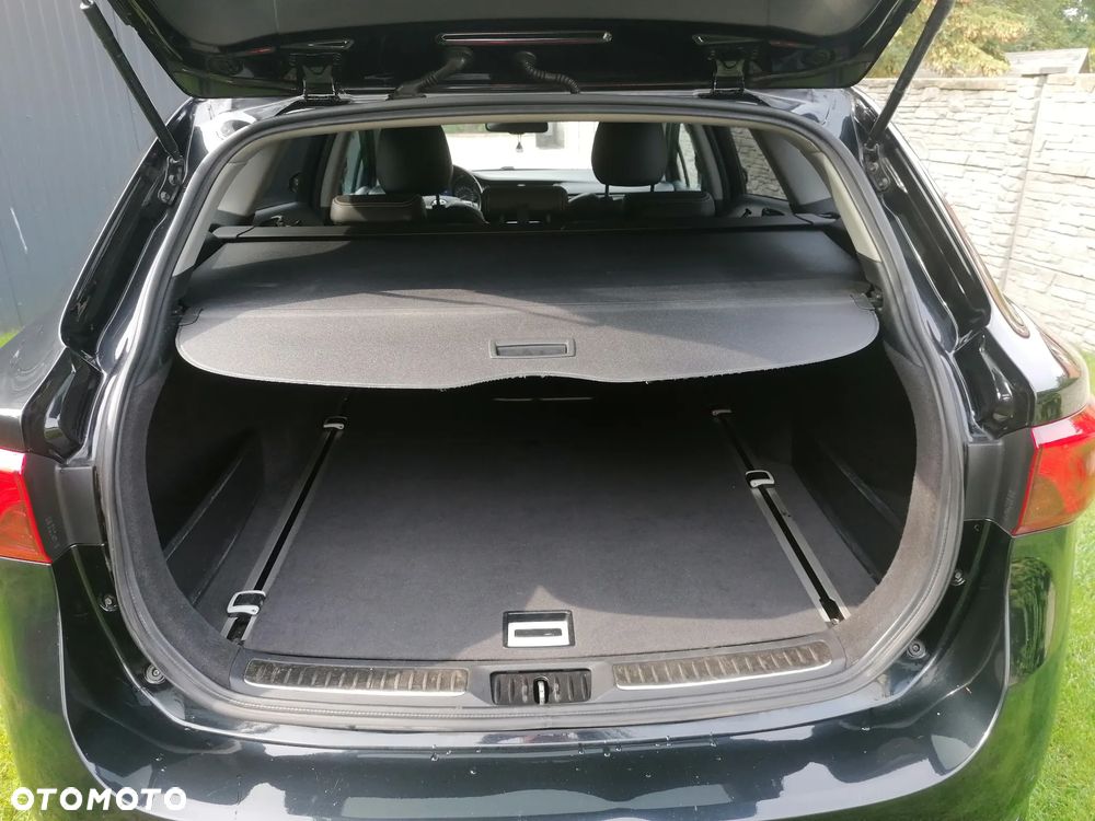 Toyota Avensis - 5