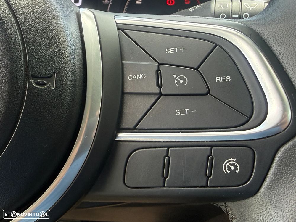 Fiat Tipo Station Wagon 1.3 M-Jet Street - 26