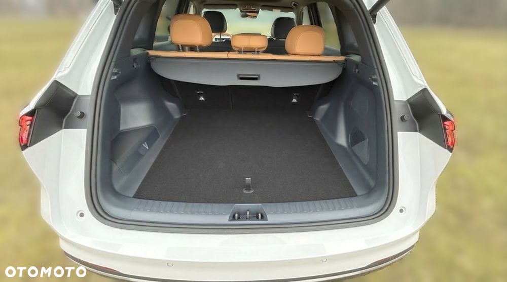 Geely Starray EM-i 1.5 PHEV Max - 9