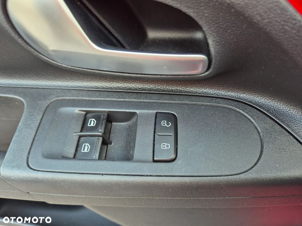 Volkswagen up! - 15