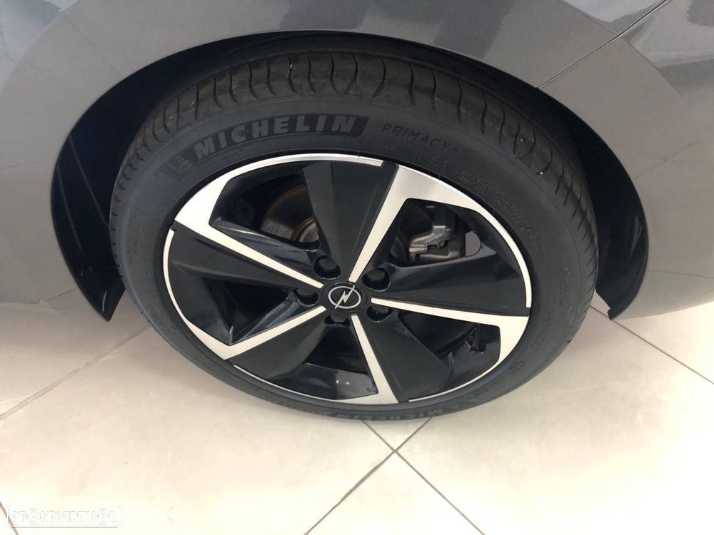 Opel Astra 1.2 T Elegance - 12