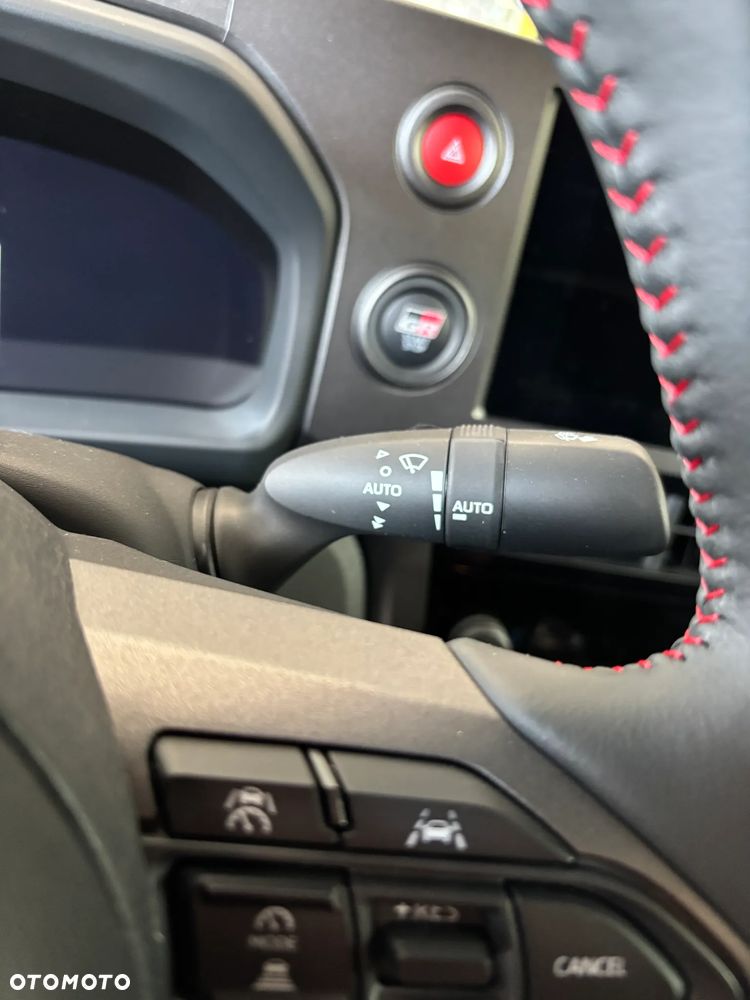 Toyota GR Yaris 1.6 Aero Performance - 23
