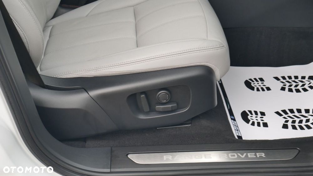 Land Rover Range Rover Evoque - 17