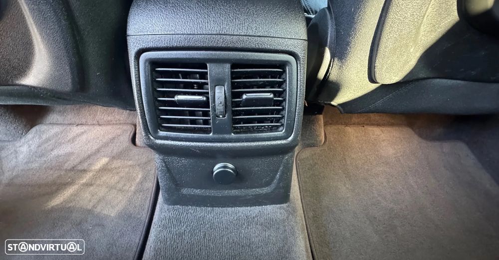 BMW X1 16 d sDrive Line Sport - 10