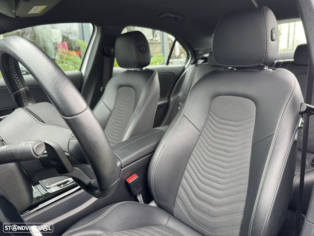 Mercedes-Benz A 200 Limousine d Style Plus Aut. - 14