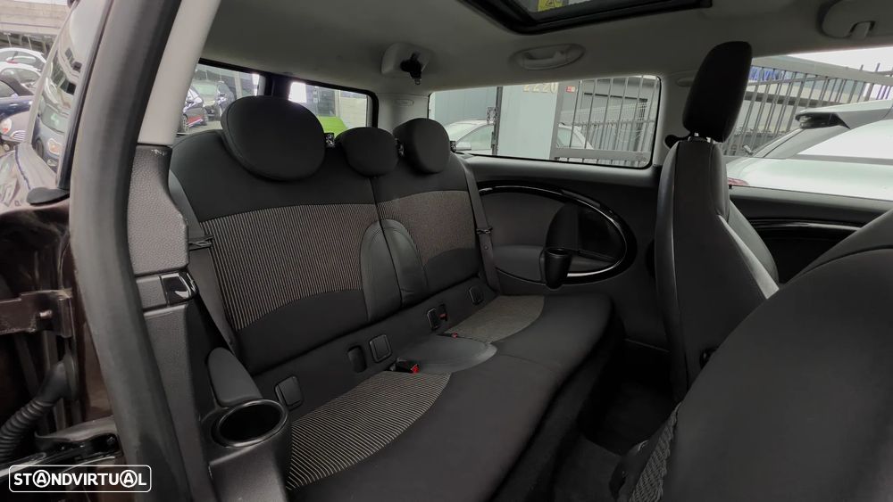 MINI Clubman - 14