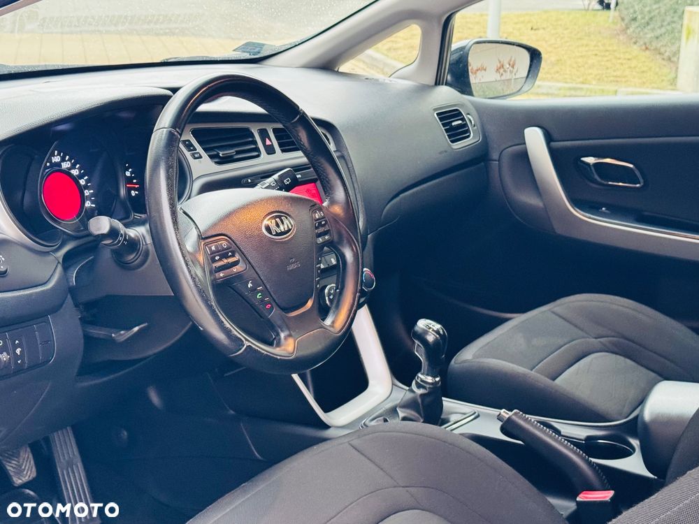 Kia Ceed 1.6 CRDi L - 22