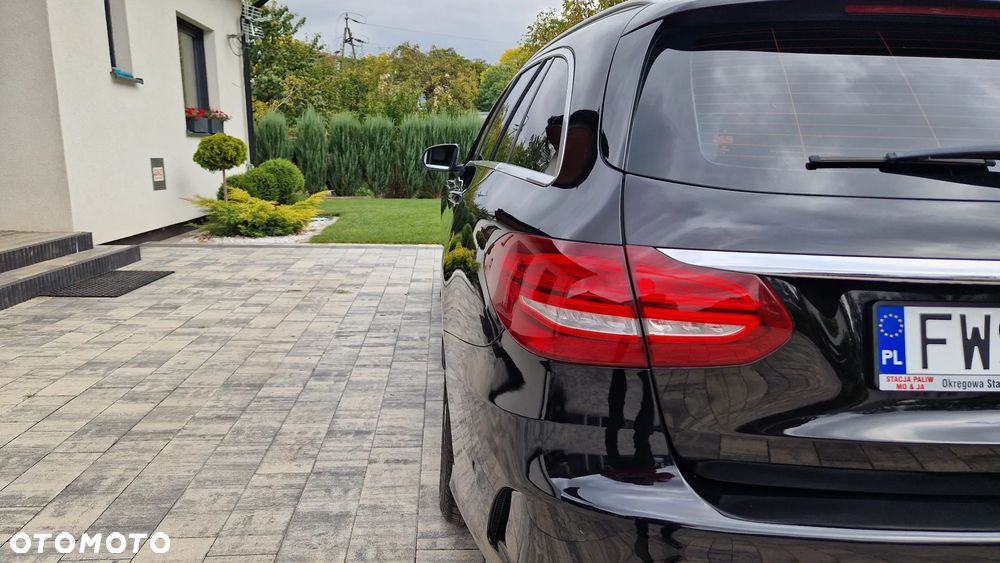 Mercedes-Benz Klasa C 220 (BlueTEC) d T 7G-TRONIC AMG Line - 12