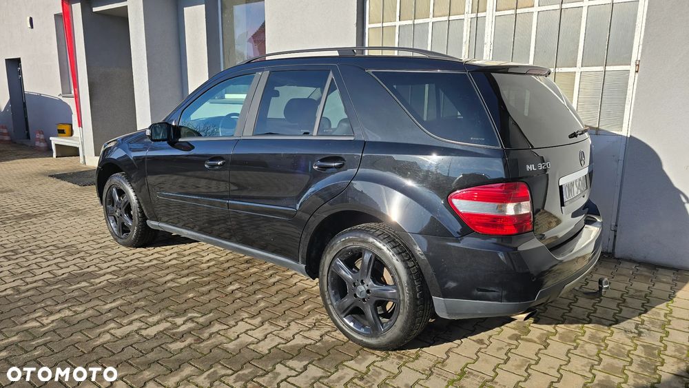 Mercedes-Benz ML 320 CDI 4Matic 7G-TRONIC - 3