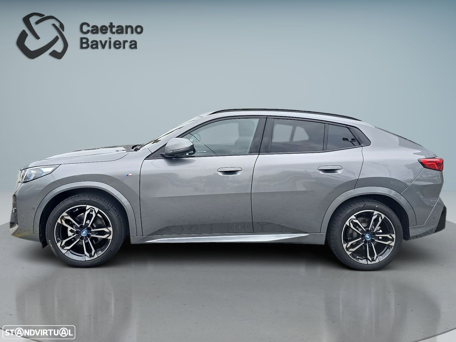 BMW iX2 eDrive20 - 5