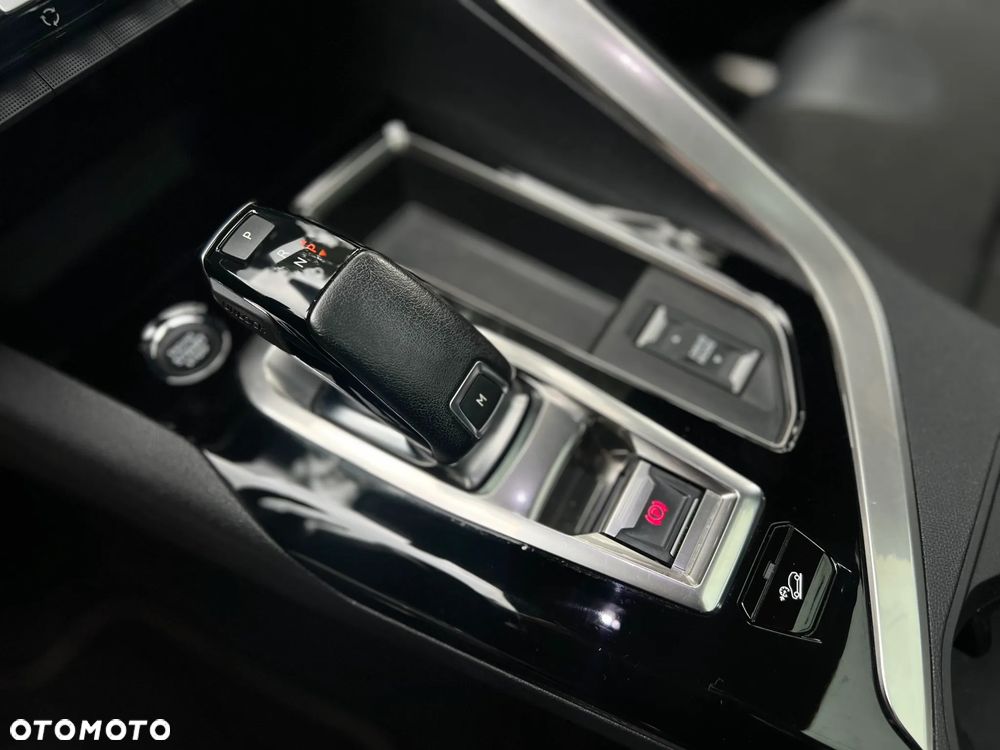 Peugeot 5008 2.0 BlueHDi GT Pack S&S EAT8 - 18