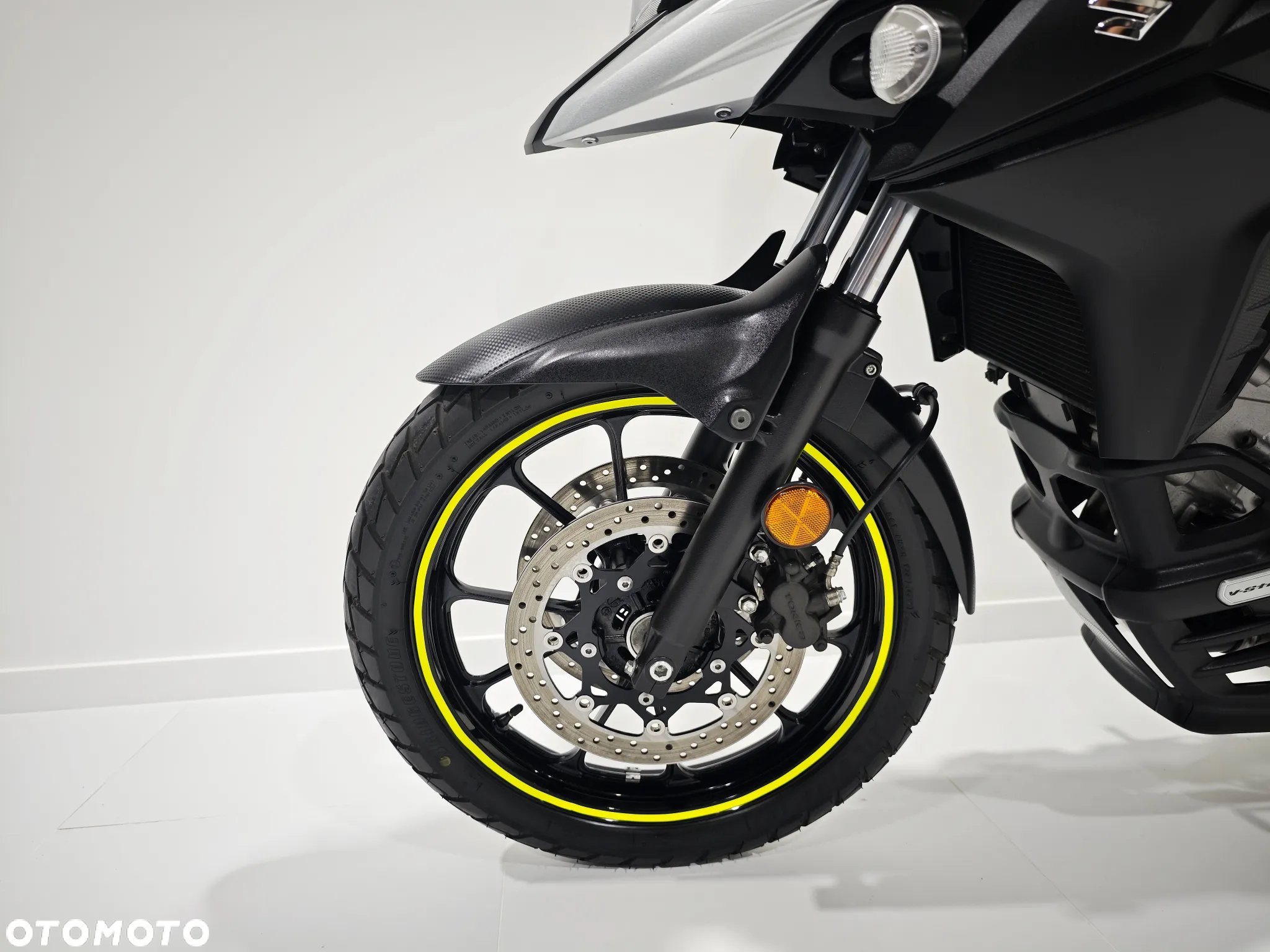Suzuki V-STROM - 25