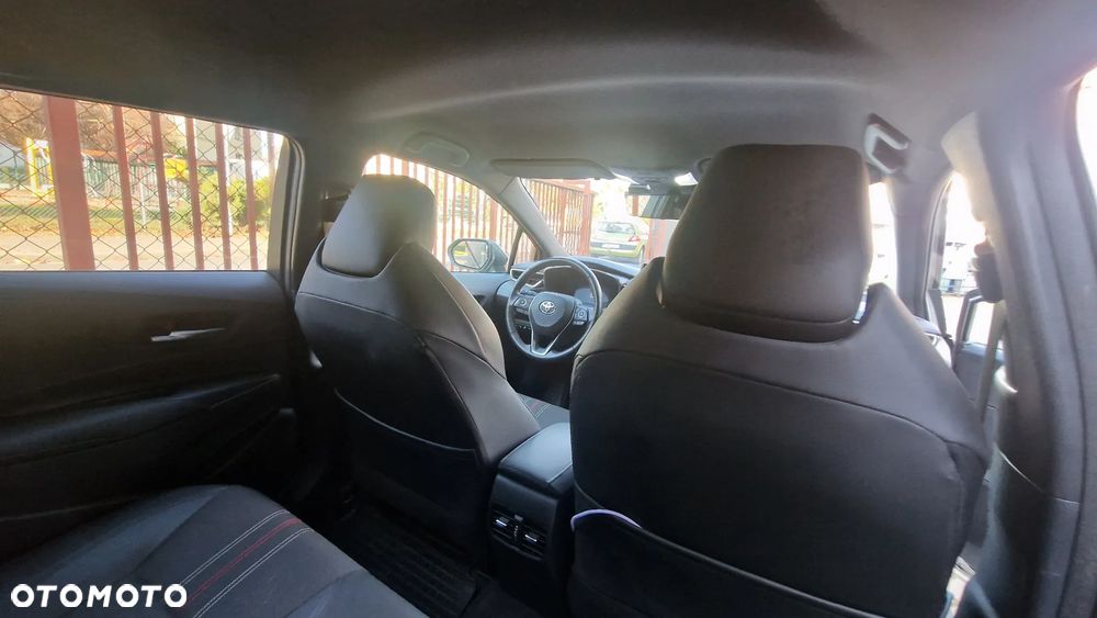 Toyota Corolla 2.0 Hybrid GR Sport - 36