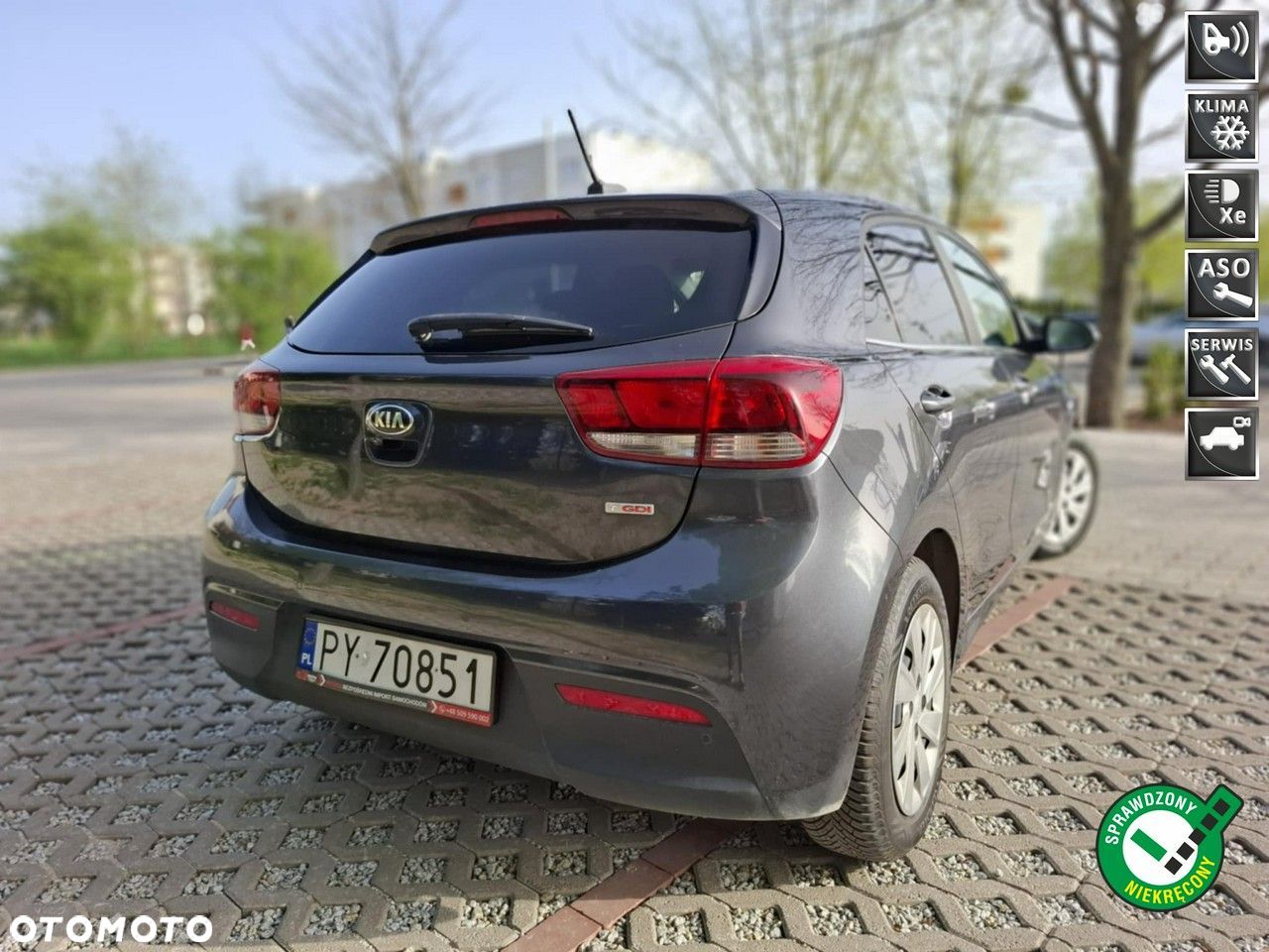 Kia Rio - 1