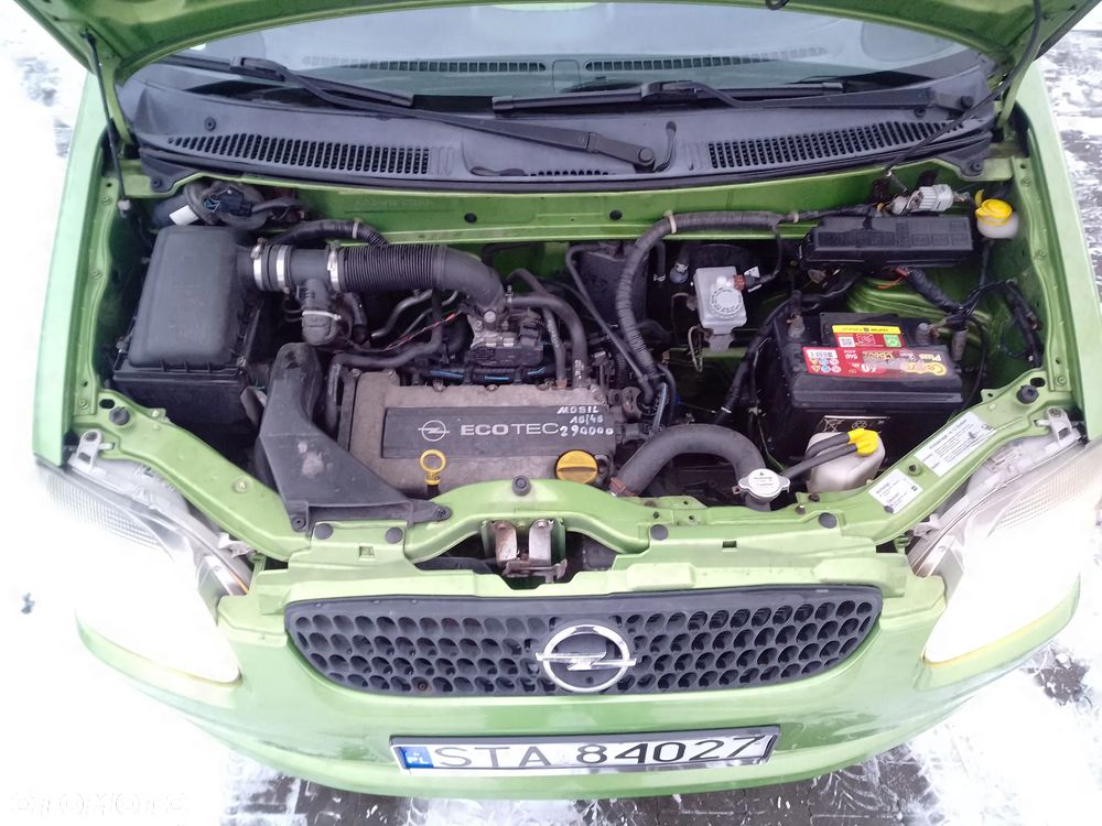 Opel Agila 1.2 16 V - 16