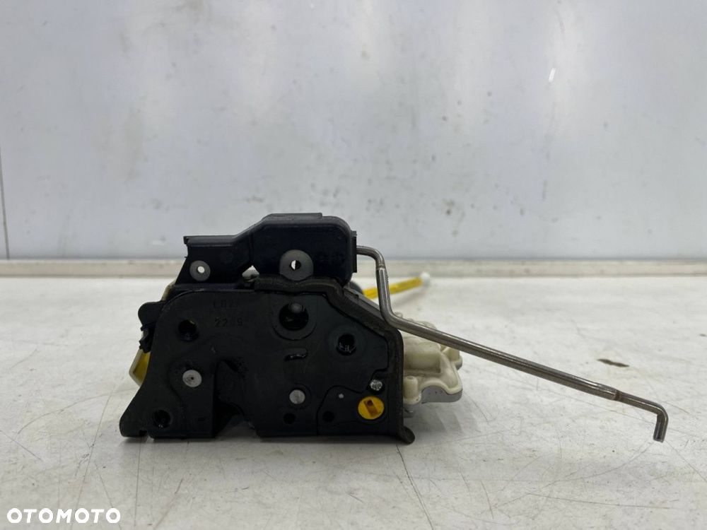 Zamek drzwi Audi A3 8p Sportback 03-13r. LEWY przedni zamek drzwi linka 7 pin Europa 4f2837015 - 5