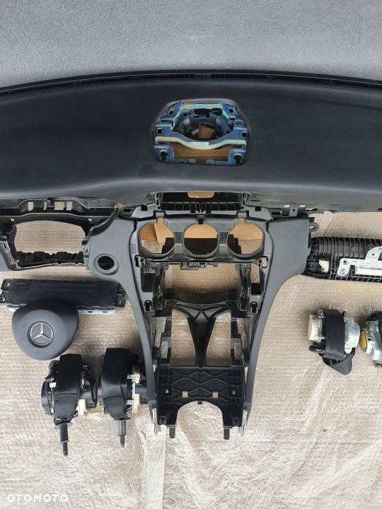 Mercedes C klasa W205 deska konsola airbag pasy - 3