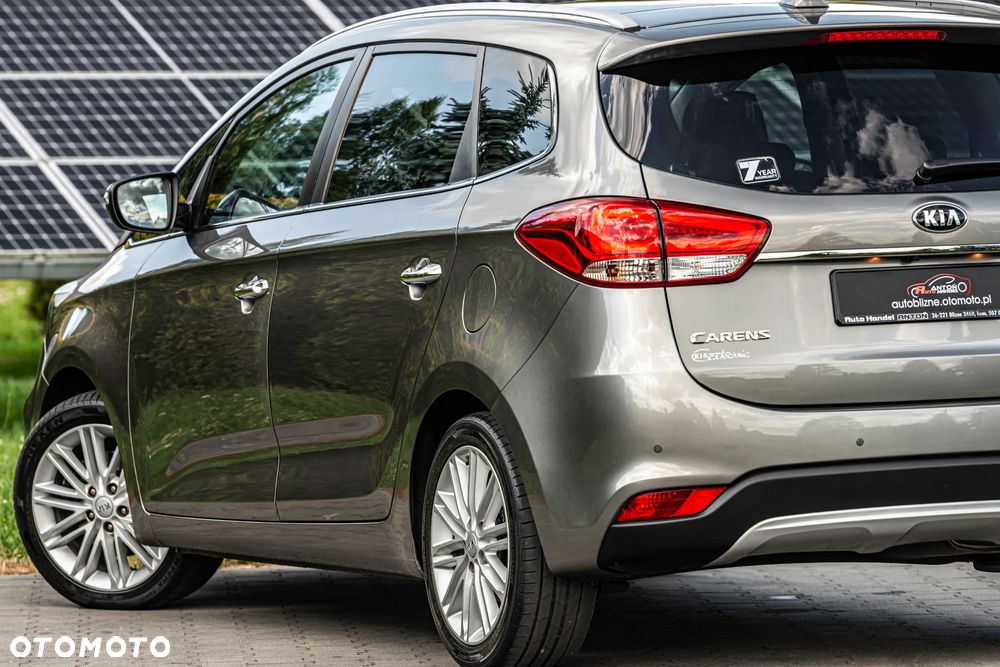 Kia Carens 1.7 CRDi L 7os - 16