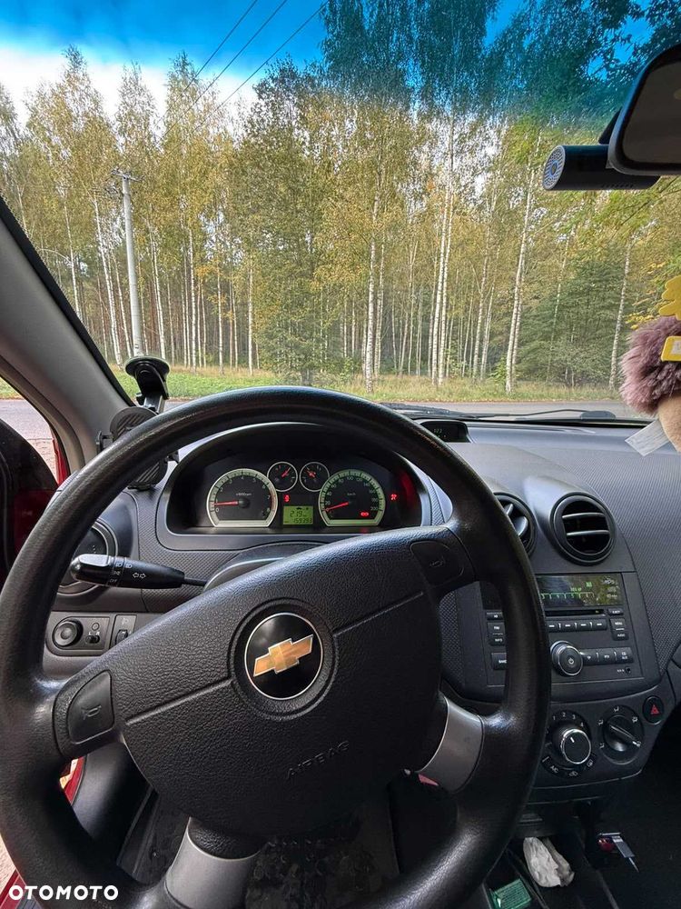 Chevrolet Aveo - 7