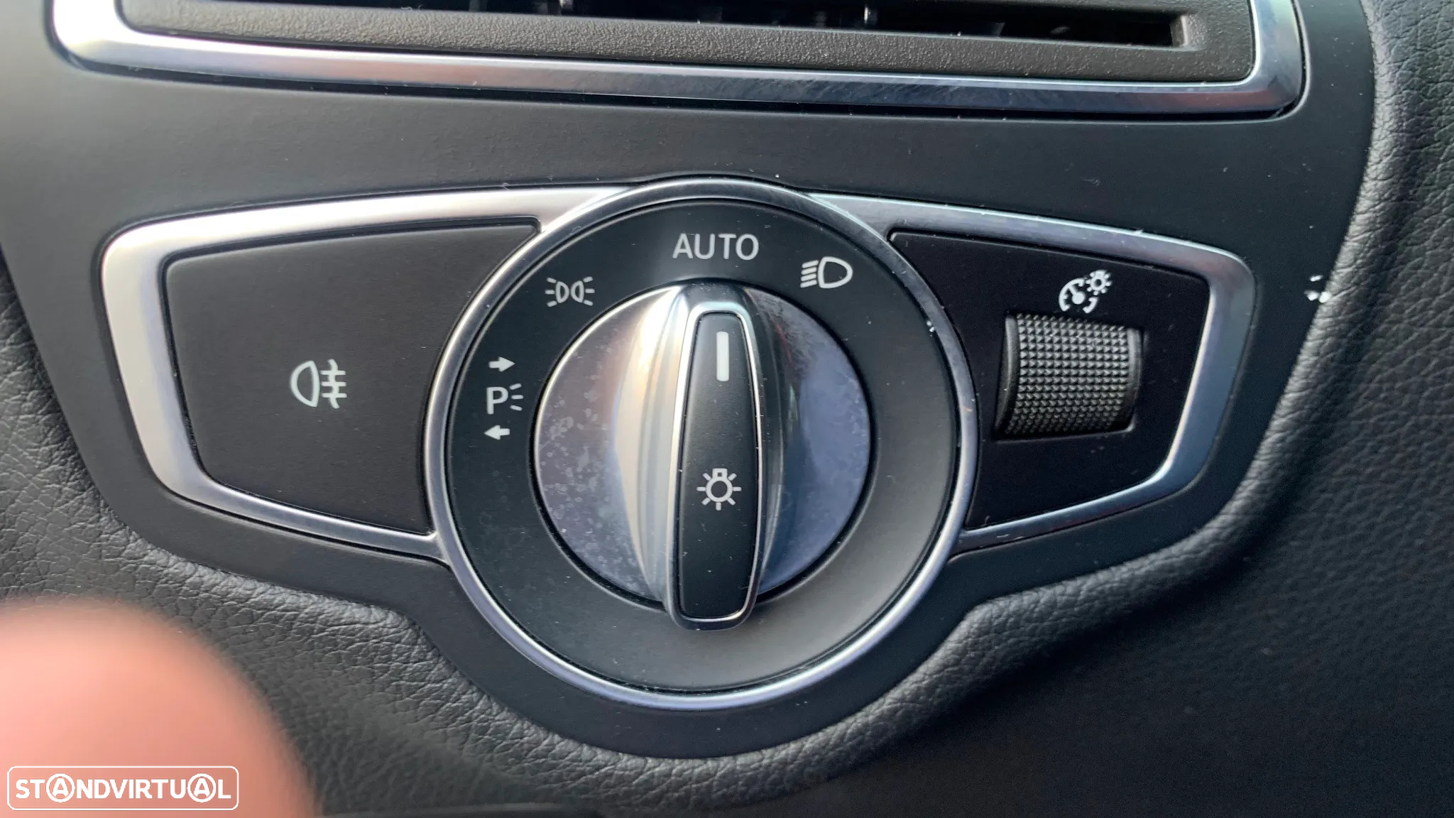 Mercedes-Benz C 200 d 9G-TRONIC - 24